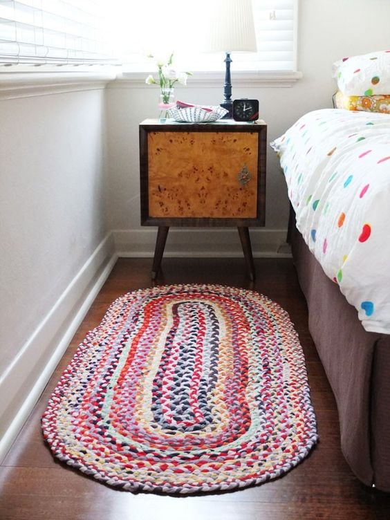 Tapis fait maison à partir de vieux draps