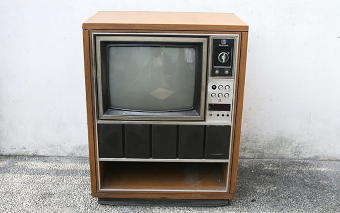Vieux téléviseur