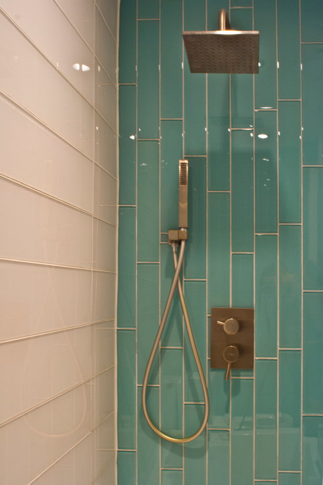 Carrelage dans la douche