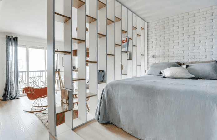 Cloison en aggloméré à l'intérieur