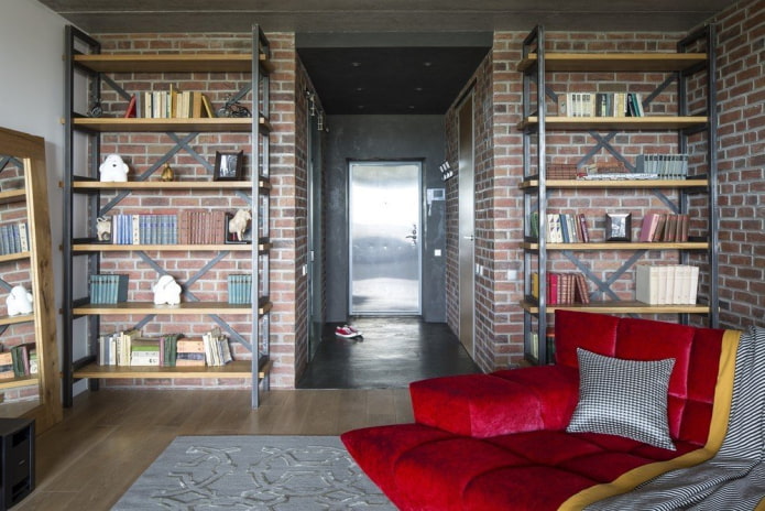 Structure à crémaillère dans un intérieur de style loft