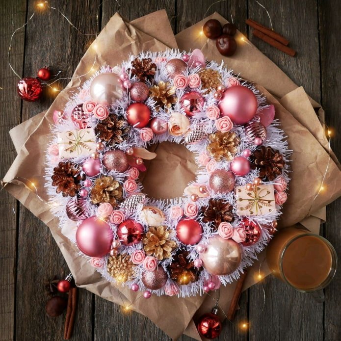 Couronne de Noël en polymères