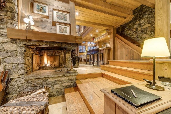 finition d'un coin cheminée avec de la pierre décorative