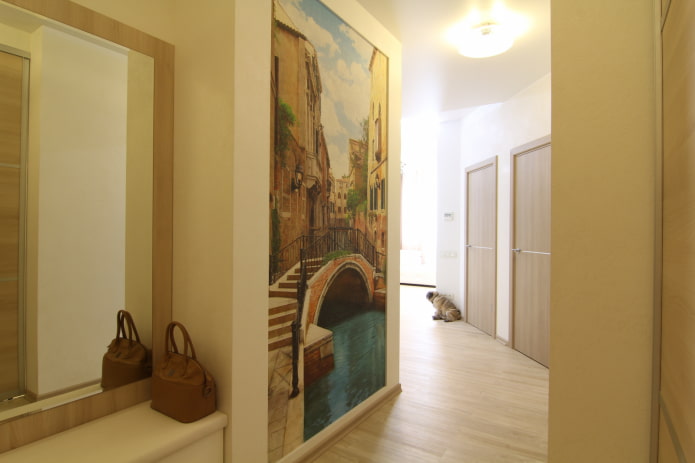 panneau mural dans l'intérieur du couloir