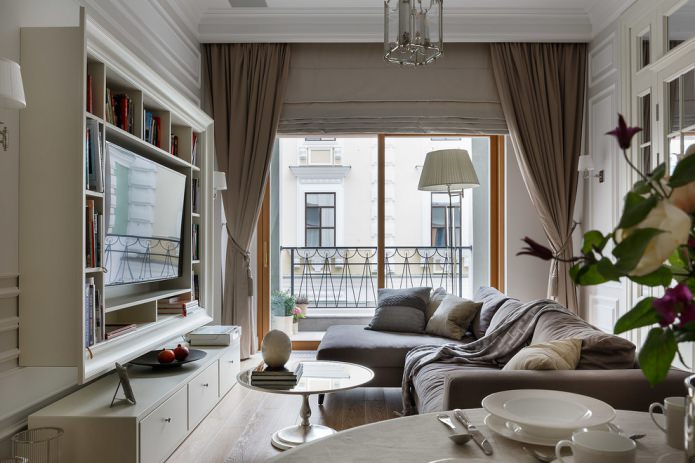 TV in neoclassicism