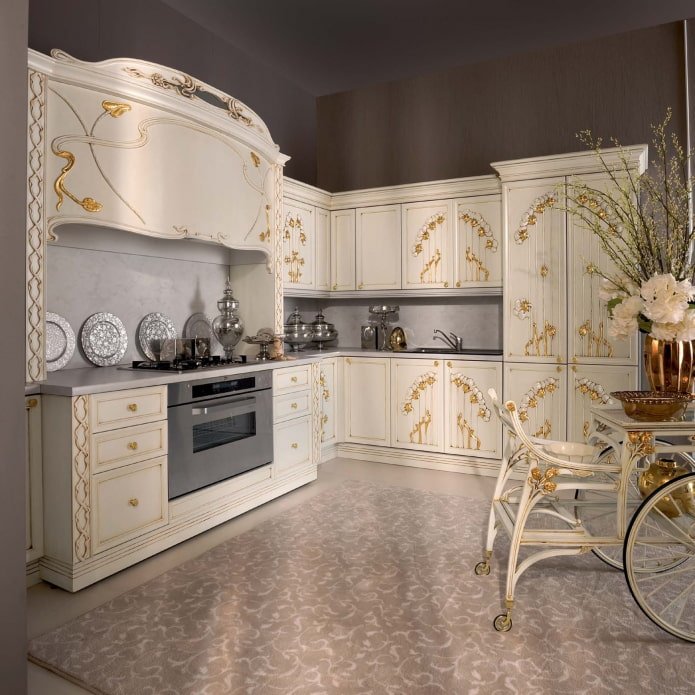 ensemble de cuisine à motif floral