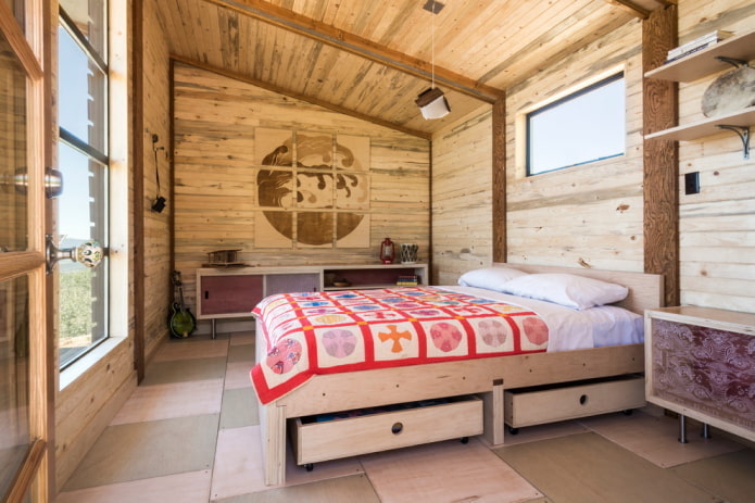 meubles dans une chambre de style rustique