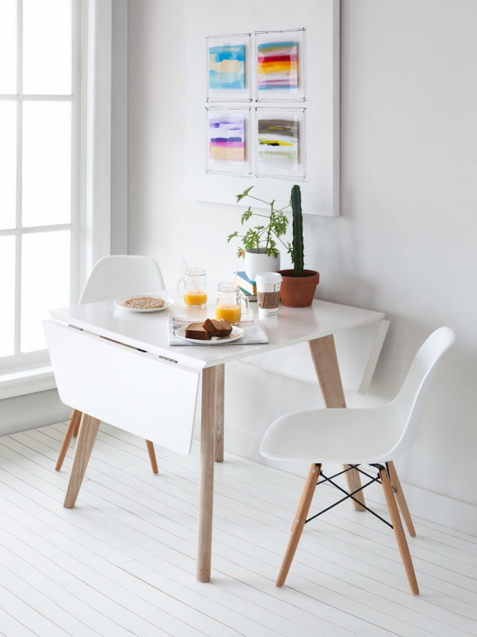 Petite structure en forme de livre à l'intérieur
