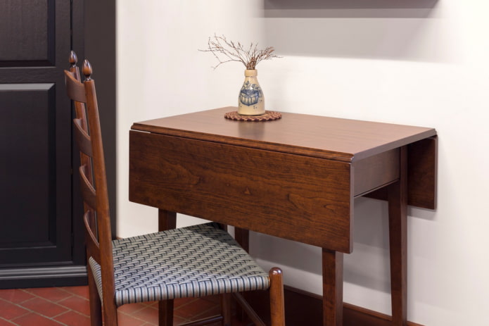 table pliante marron