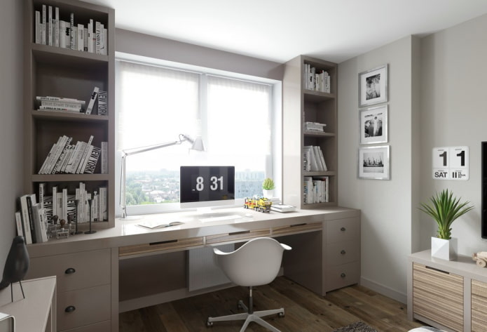 appui de fenêtre se transformant en bureau d'ordinateur à l'intérieur