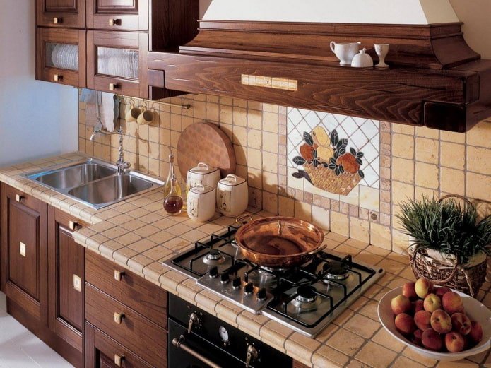 carrelage marron sur le plan de travail