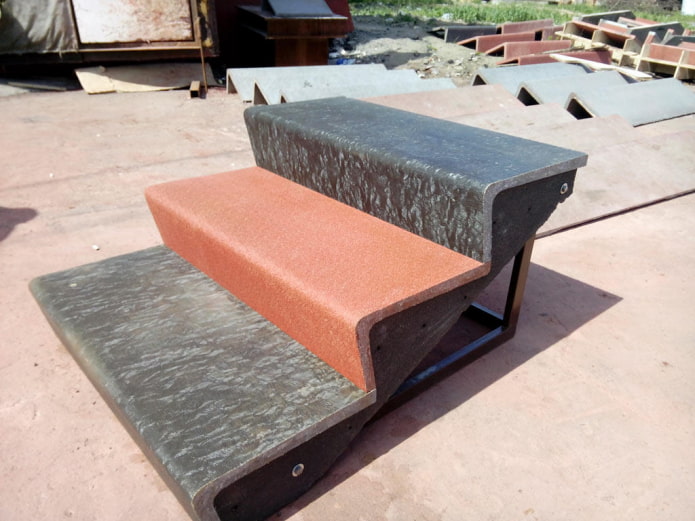revêtements de marches en béton composite fibré