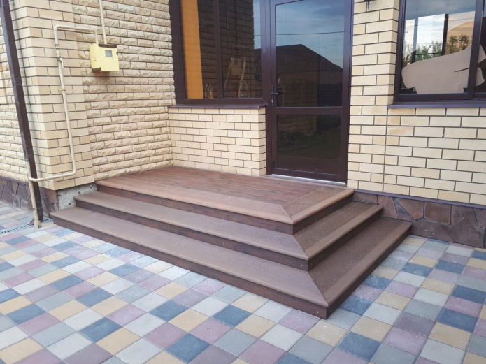 porche en planches de terrasse