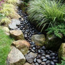 Comment concevoir un ruisseau sec sur un site ?-0