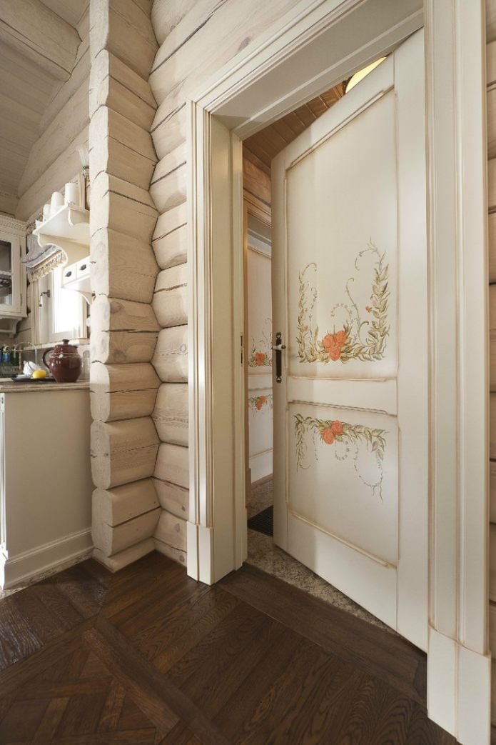 Portes claires avec motifs à l'intérieur