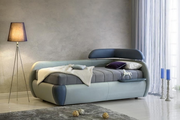pouf plié avec revêtement intérieur en cuir