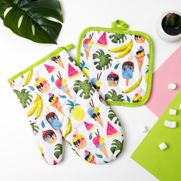 Ensemble de maniques pour la cuisine