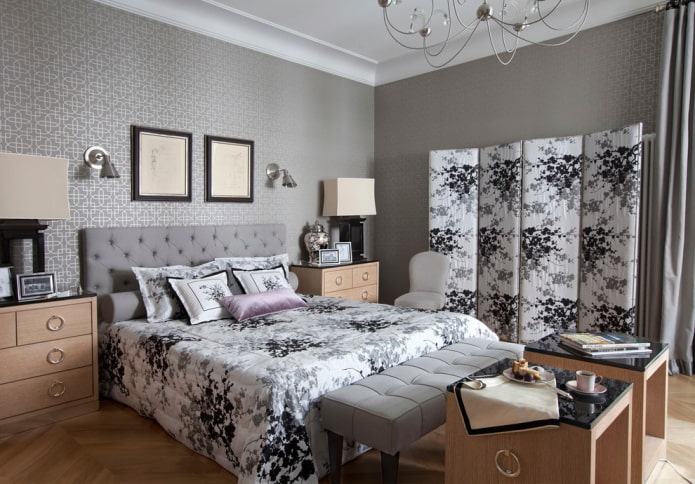 Papier peint en tissu avec ornement dans la chambre