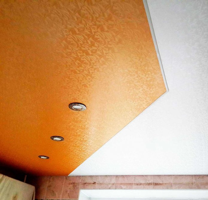 plafond irisé