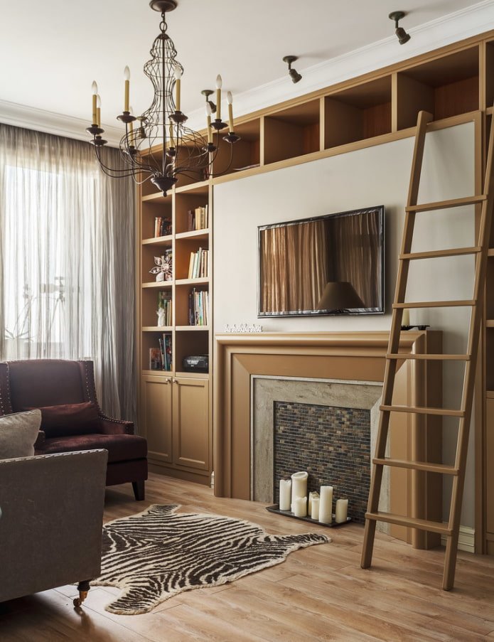 TV et cheminée intégrées aux meubles à l'intérieur