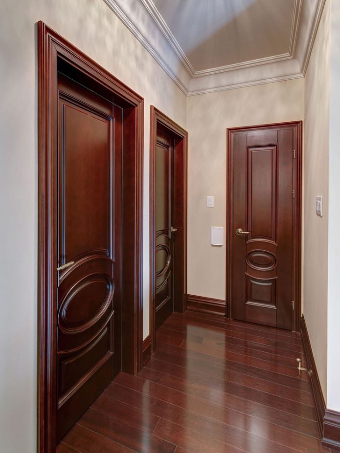 Portes de la même couleur que le stratifié