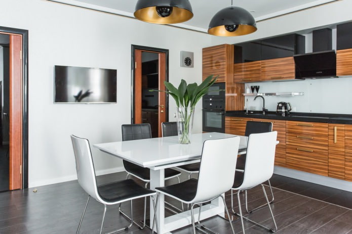 carrelage foncé dans la cuisine