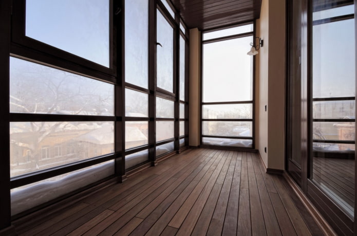 comment finir le sol du balcon