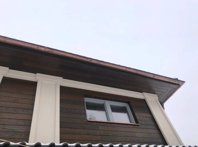 finition de la façade en bois