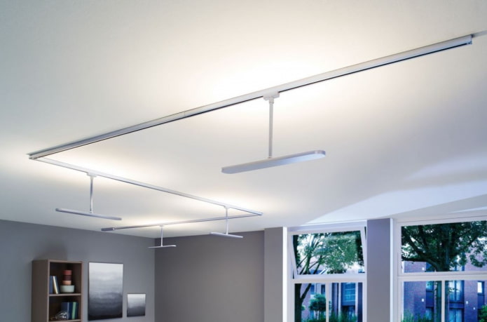 rail d'éclairage avec lampe fluorescente