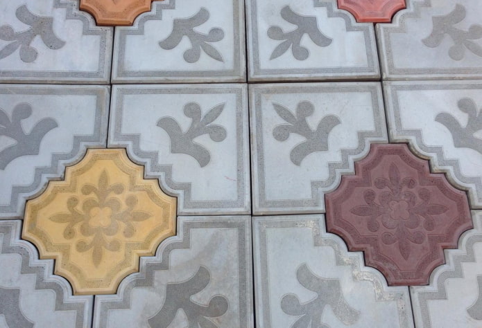 carrelage de trottoir d'angle