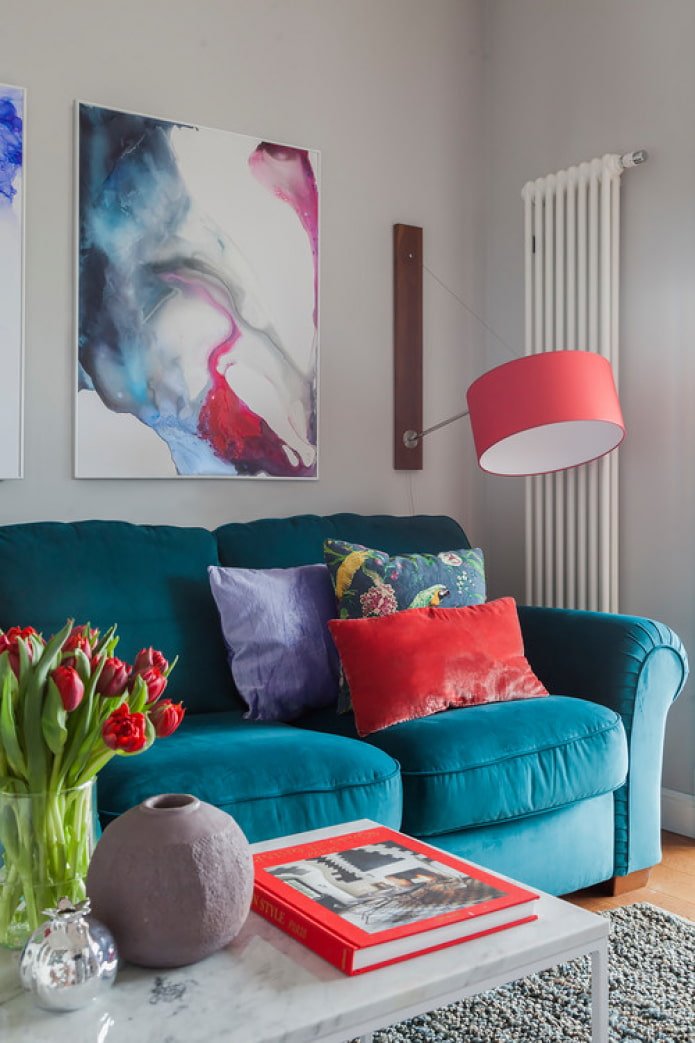 combinaison de rouge et turquoise