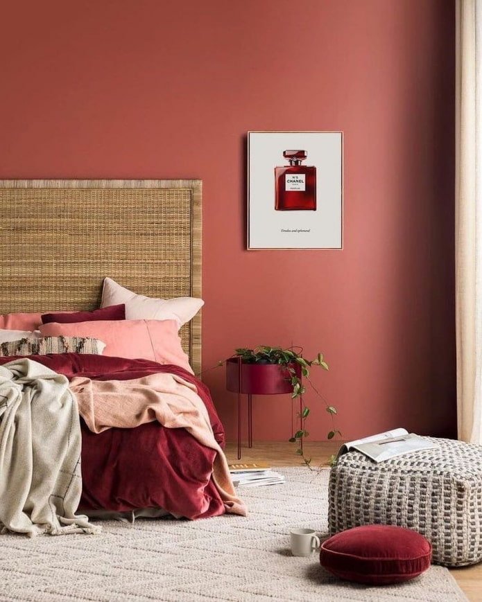 Décoration de chambre Marsala