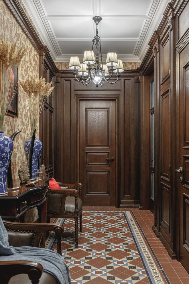 Intérieur de couloir dans les tons marron