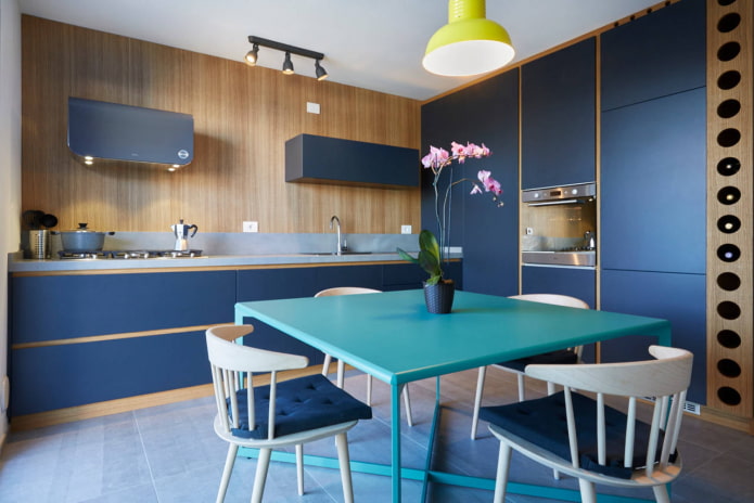 cuisine bleue avec bois