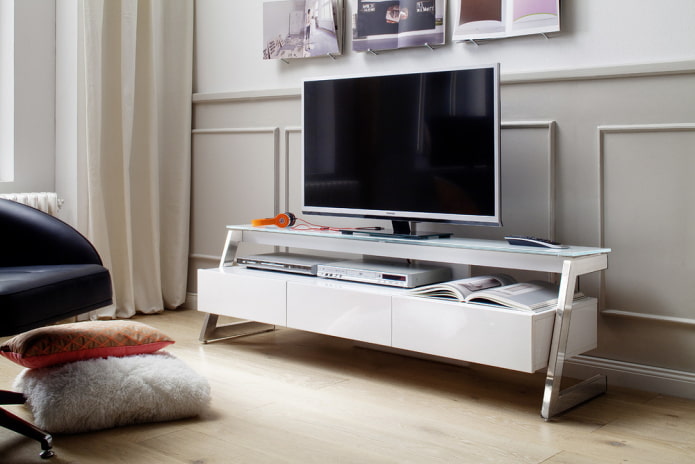 Meuble TV dans un intérieur high-tech