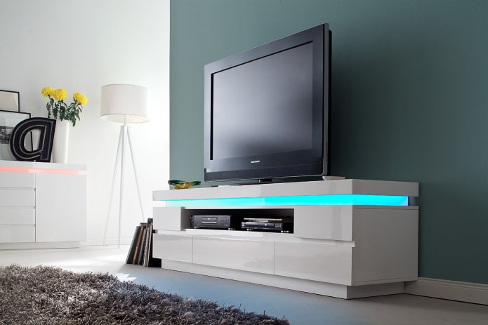 Meuble TV avec rétroéclairage à l'intérieur