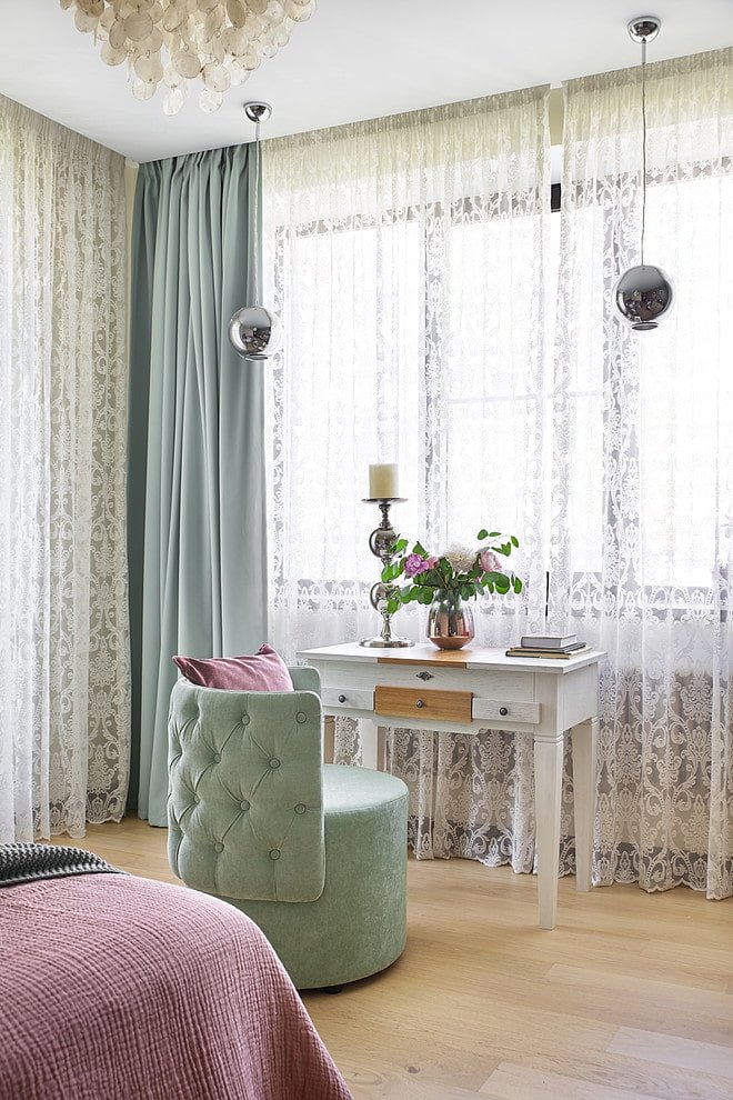 dentelle Rideaux dans la chambre
