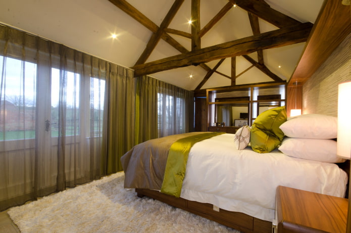Combinaison de rideaux et de textiles dans la chambre