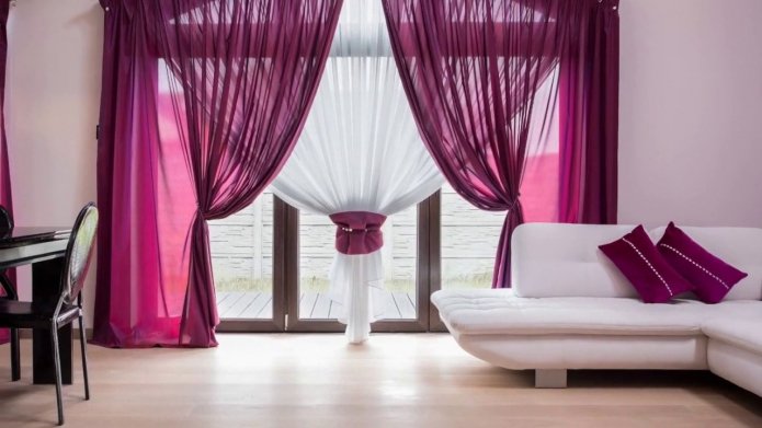 double curtain