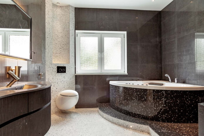 Baignoire d'angle double, finition mosaïque