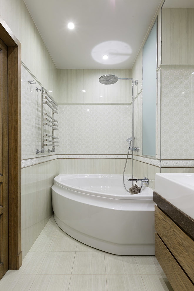 Baignoire d'angle