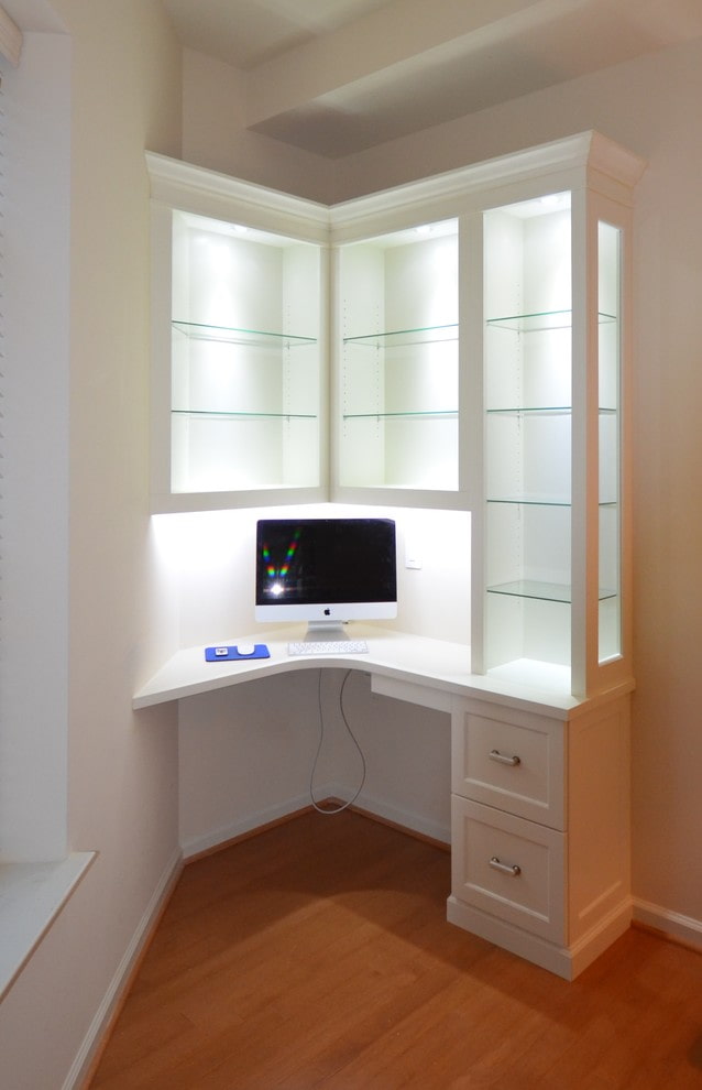 petite table avec trousse