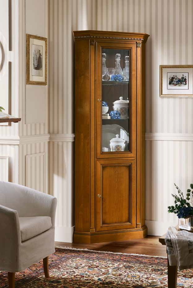 Meuble haut d'angle à l'intérieur du hall