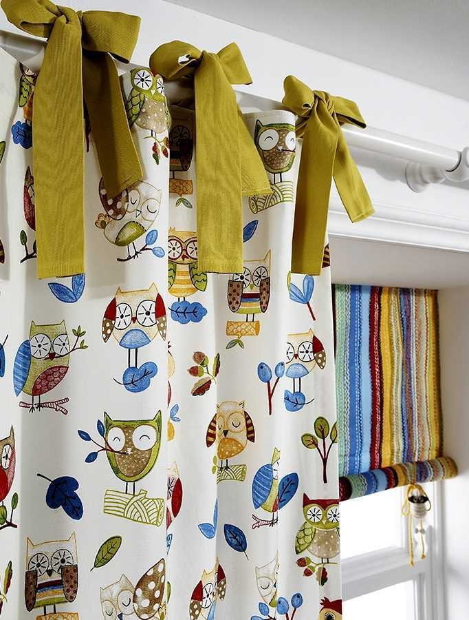 Nœuds dans une chambre d'enfant