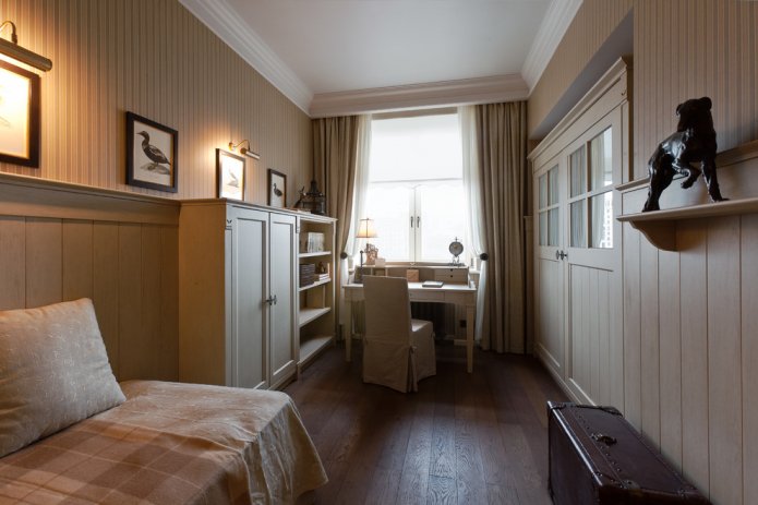 meubles dans une chambre d'enfant étroite