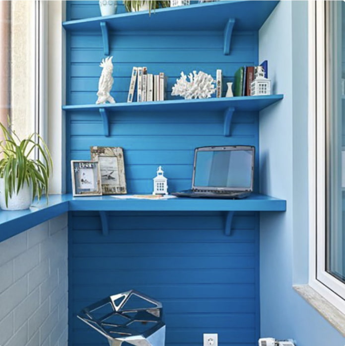 Clapboard bleu