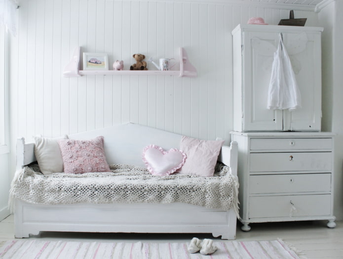 chambre d'enfant en blanc