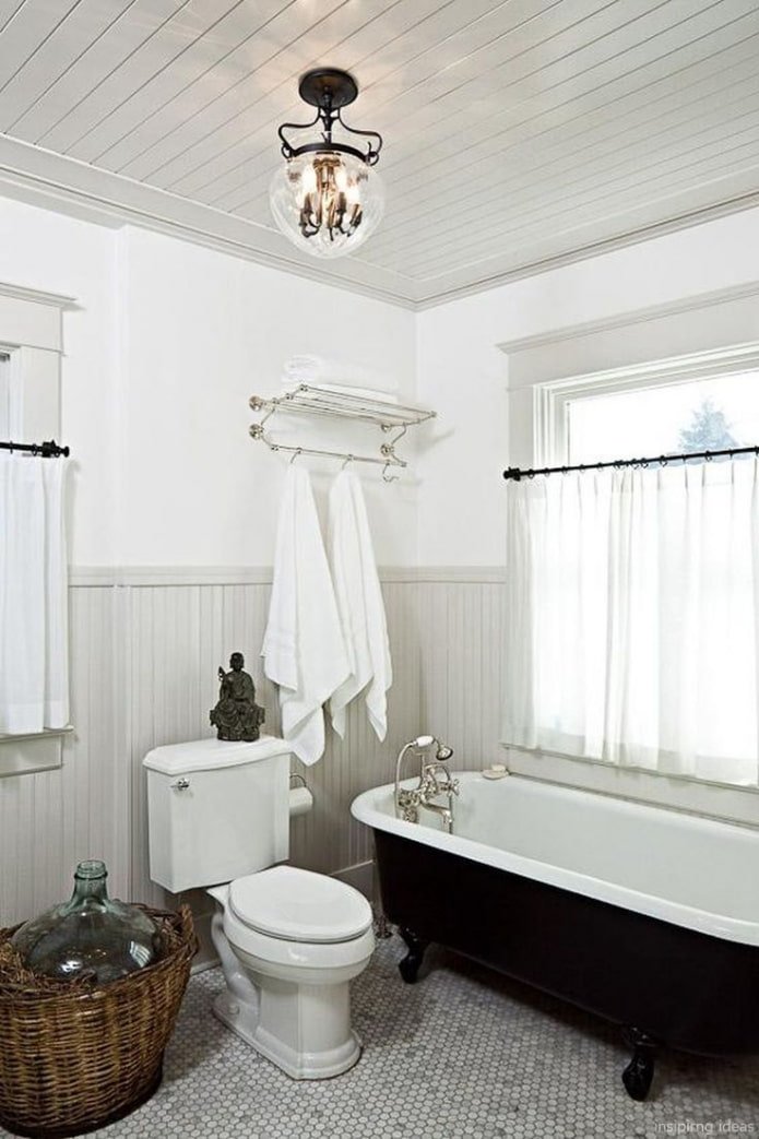 Salle de bain lumineuse