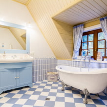 Clapboard dans la salle de bain intérieure-5