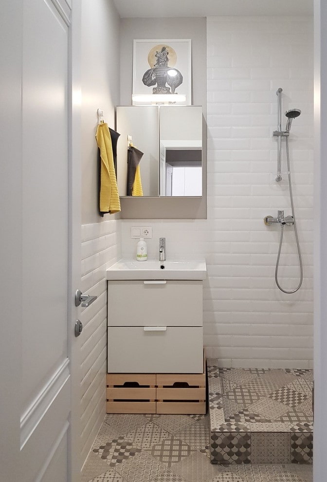 Meuble sous-vasque compact avec lavabo